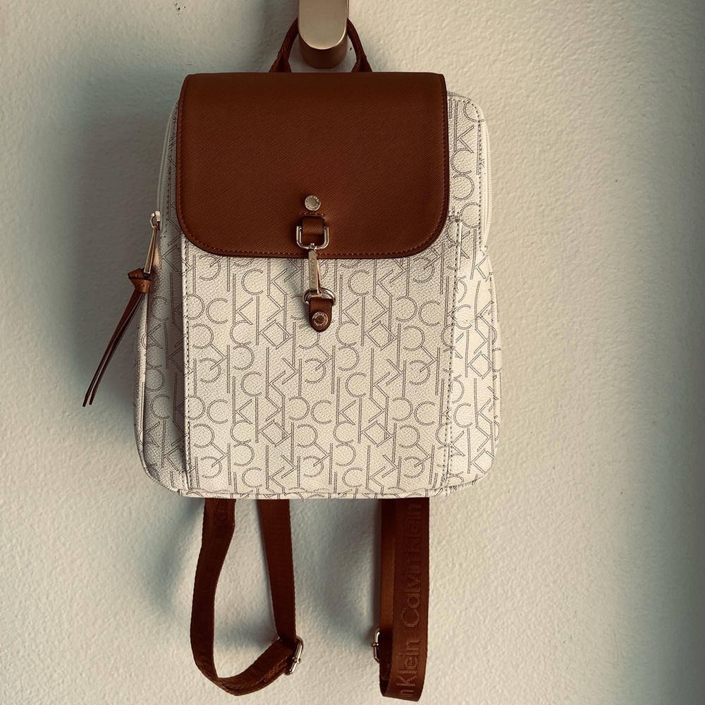 Calvin Klein Backpack Purse - NWOT ✨